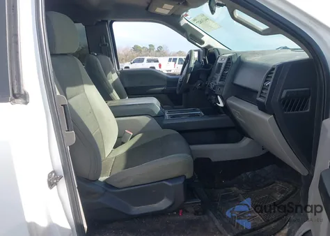 2016 Ford F-150 Xl z USA, uszkodzony, nr VIN 1FTEX1CG6GFA72795